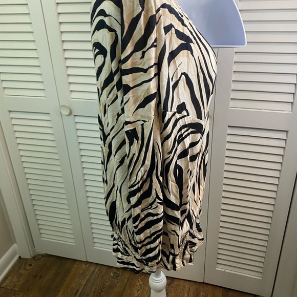 Loft size Large tan black animal print zebra soft stretch comfy casual - Picture 7 of 9